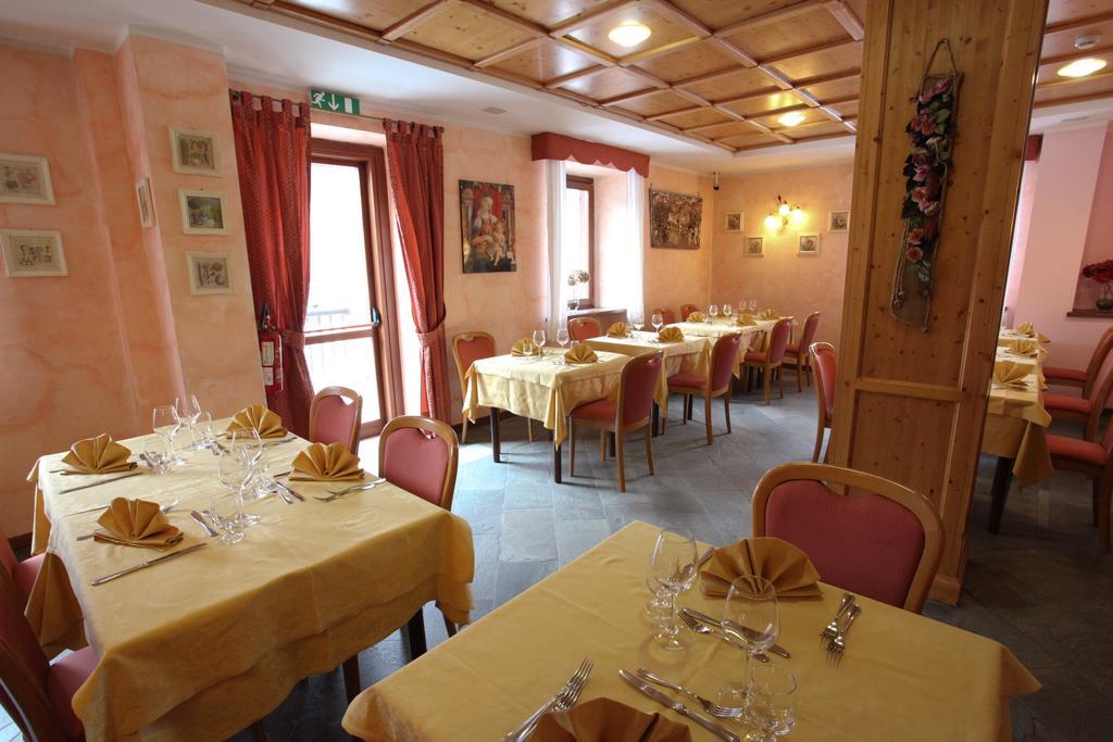 Hotel Alpechiara Pré-Saint-Didier Zewnętrze zdjęcie