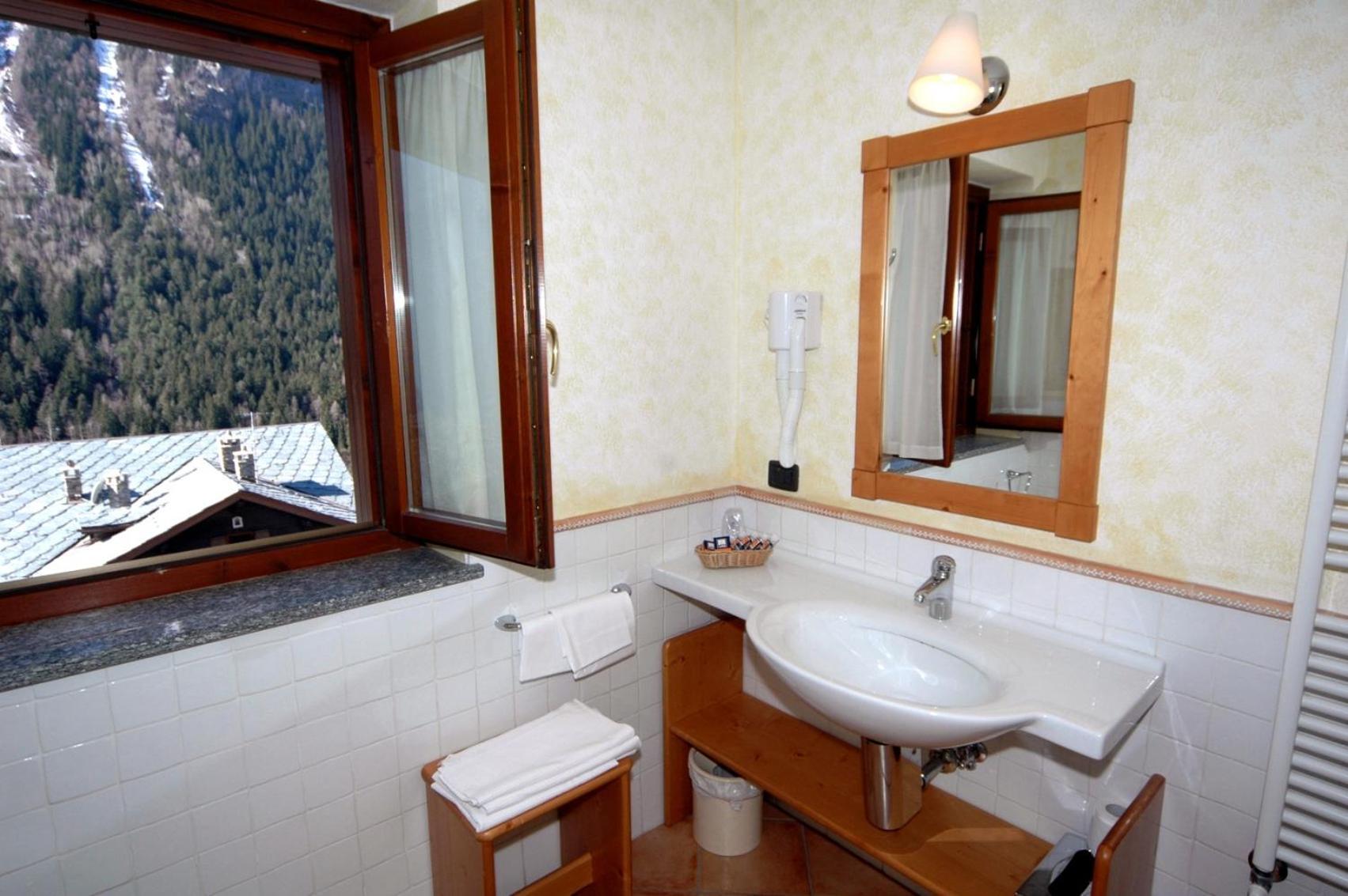 Hotel Alpechiara Pré-Saint-Didier Zewnętrze zdjęcie